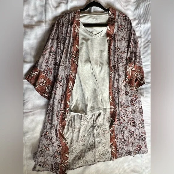 EUC Maurice's Kimono Duster Floral Pattern J - Picture 4 of 5